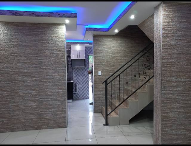 2 BEDROOM APARTMENT RENTED IN EASTBURY